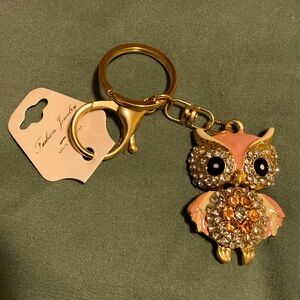 NWT Peach Owl Rhinestone Keychain